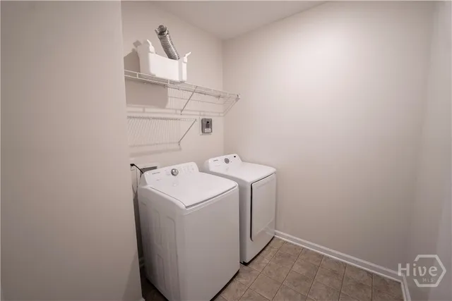 $2,900 | 220 Willow Oak Drive, Richmond Hill, GA 31324