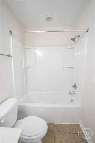 $2,900 | 220 Willow Oak Drive, Richmond Hill, GA 31324