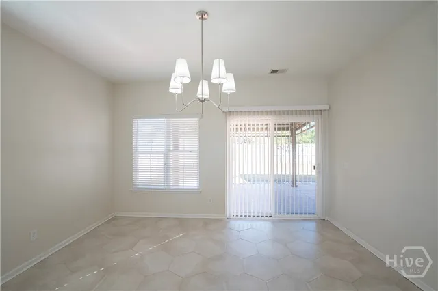 $2,900 | 220 Willow Oak Drive, Richmond Hill, GA 31324