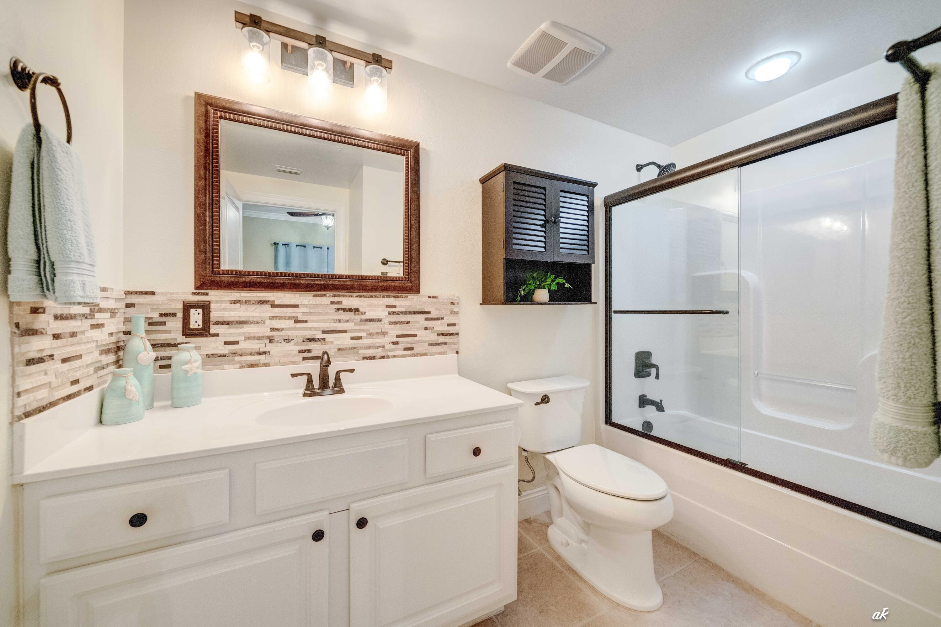 17281 Front Beach Road, Unit 1205 Panama City Beach, FL 32413 - Photo 2 of 55 Bathroom 1