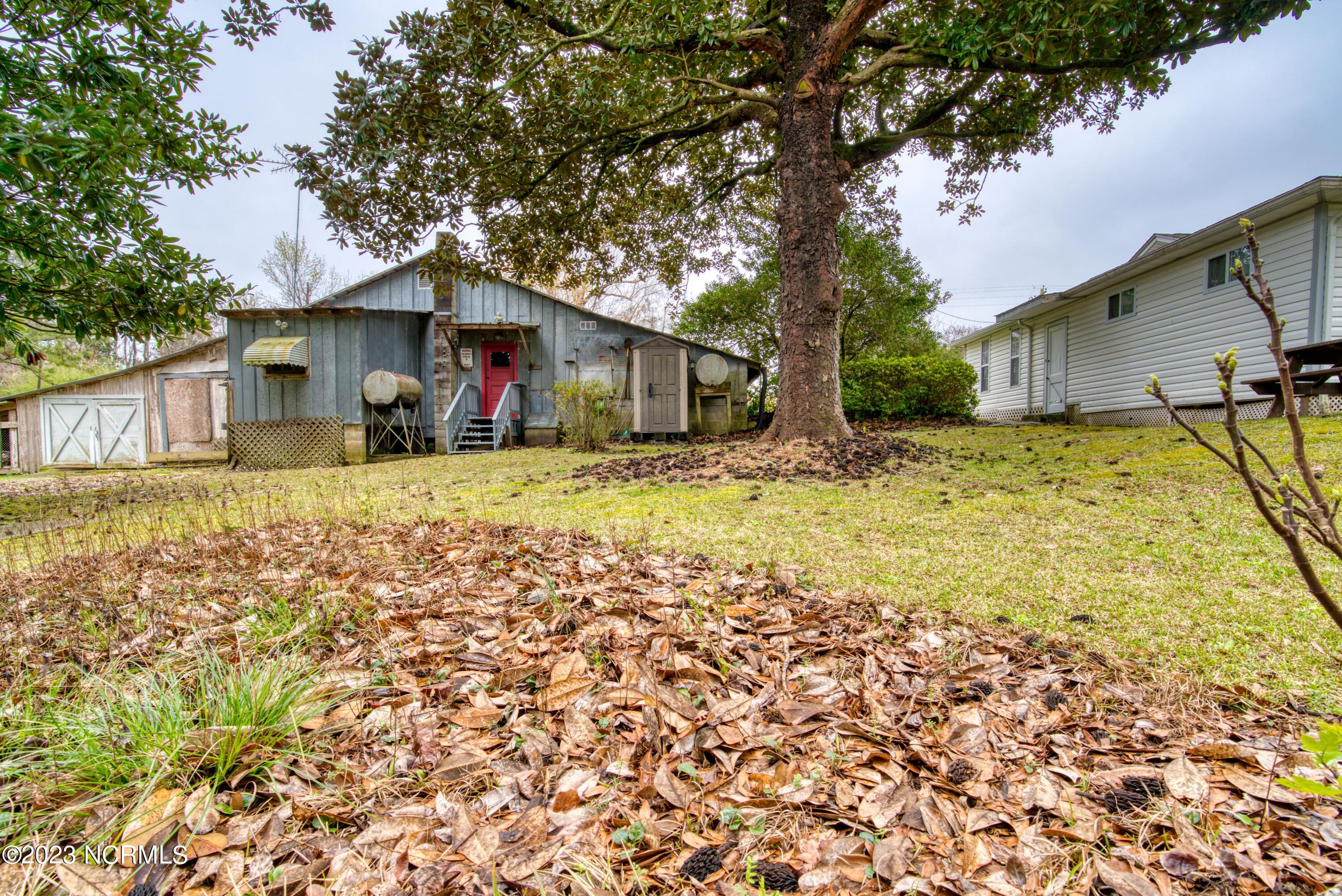 107 Corbett Road Swansboro, NC 28584 - Photo 17 of 44 017