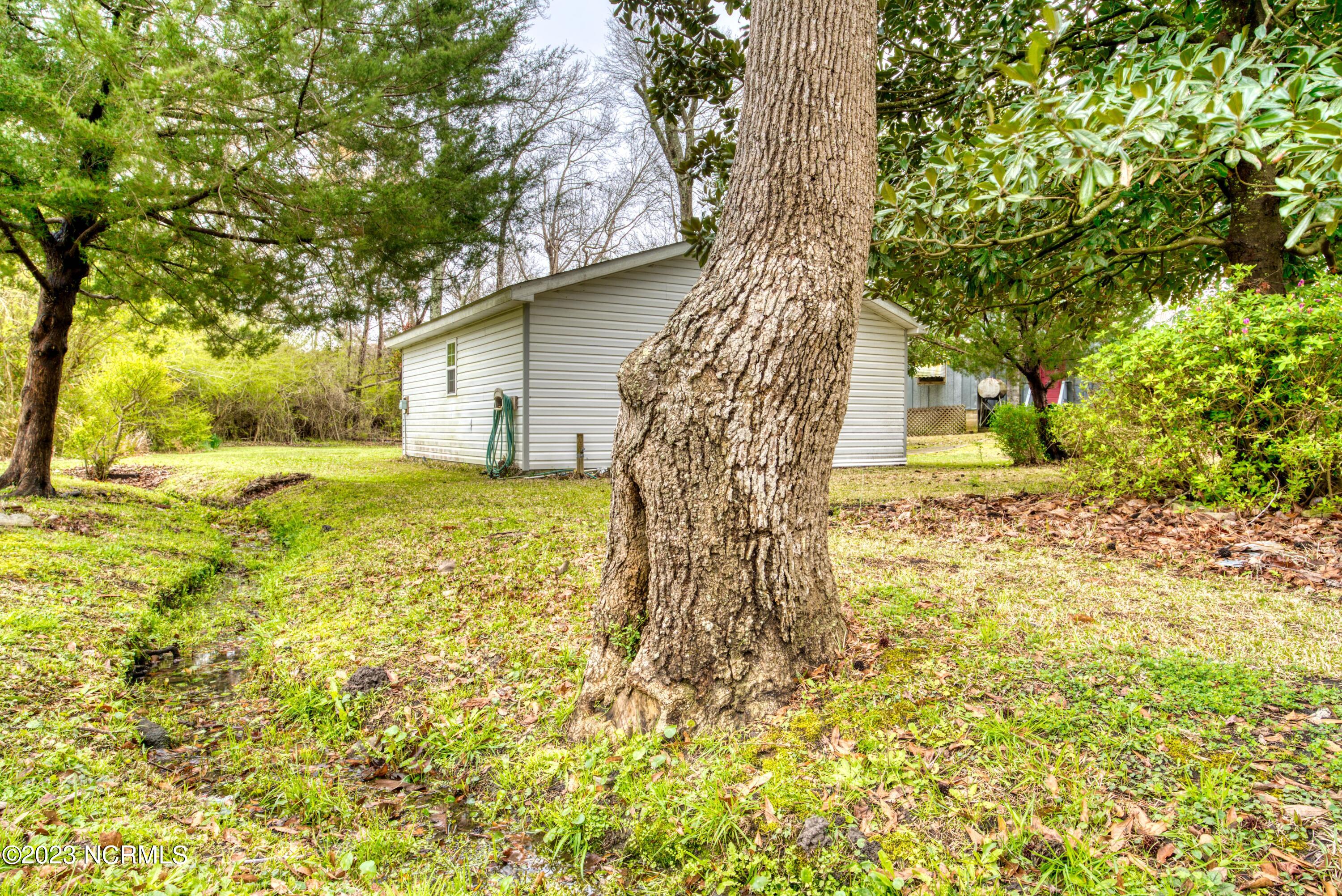 107 Corbett Road Swansboro, NC 28584 - Photo 21 of 44 021