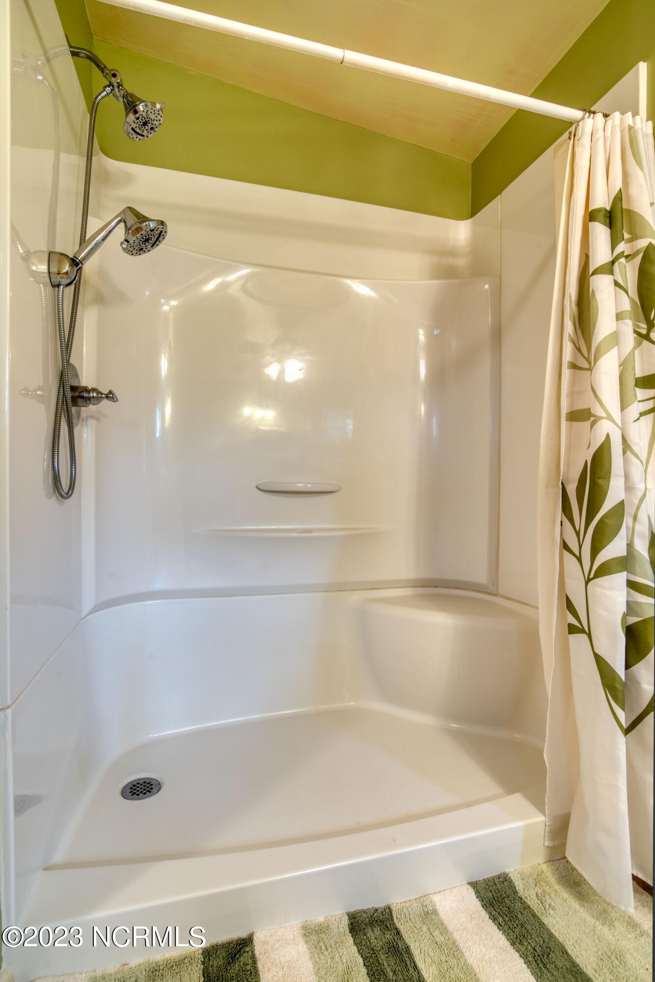 107 Corbett Road Swansboro, NC 28584 - Photo 35 of 44 Laundry Room/Bathroom