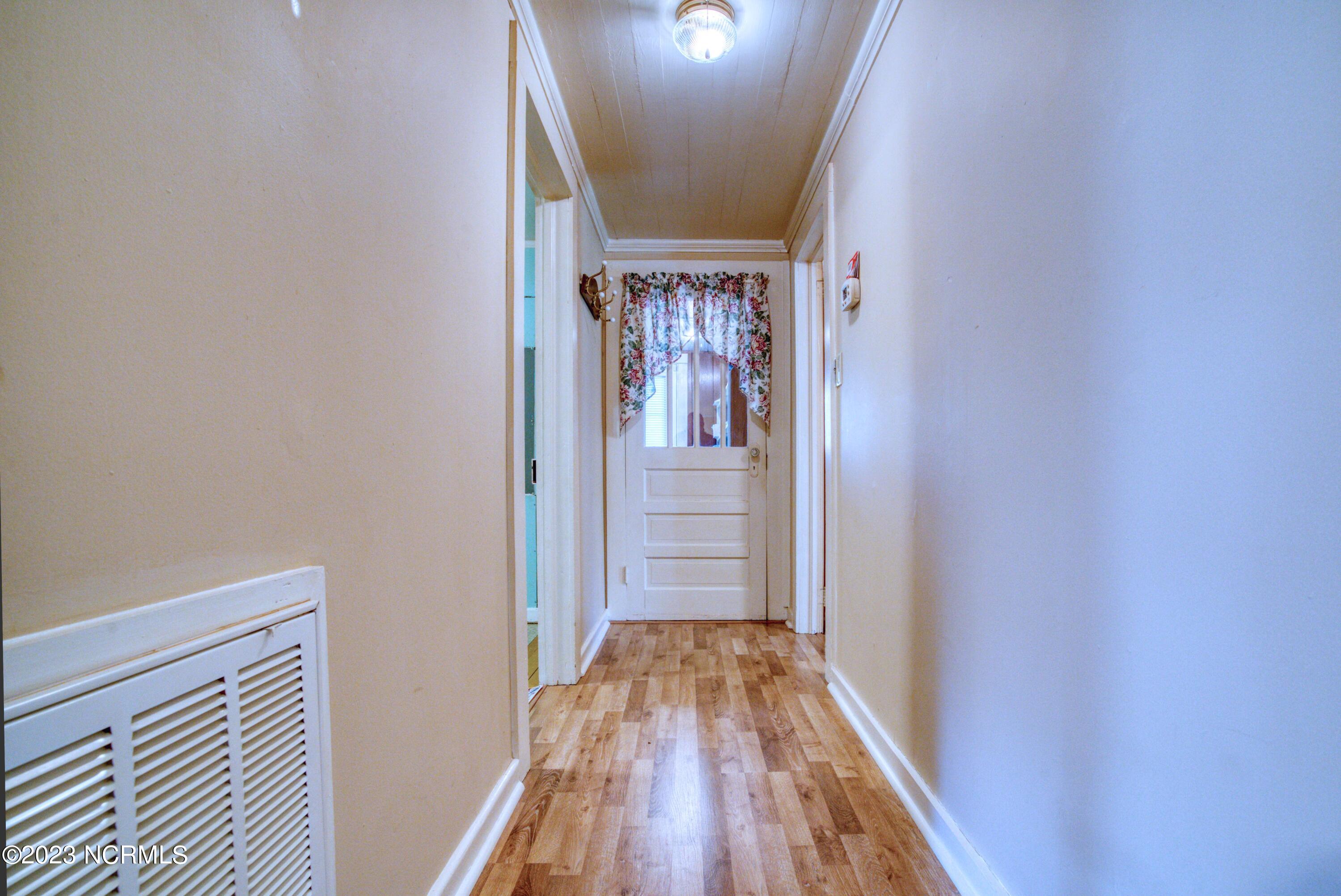107 Corbett Road Swansboro, NC 28584 - Photo 37 of 44 037