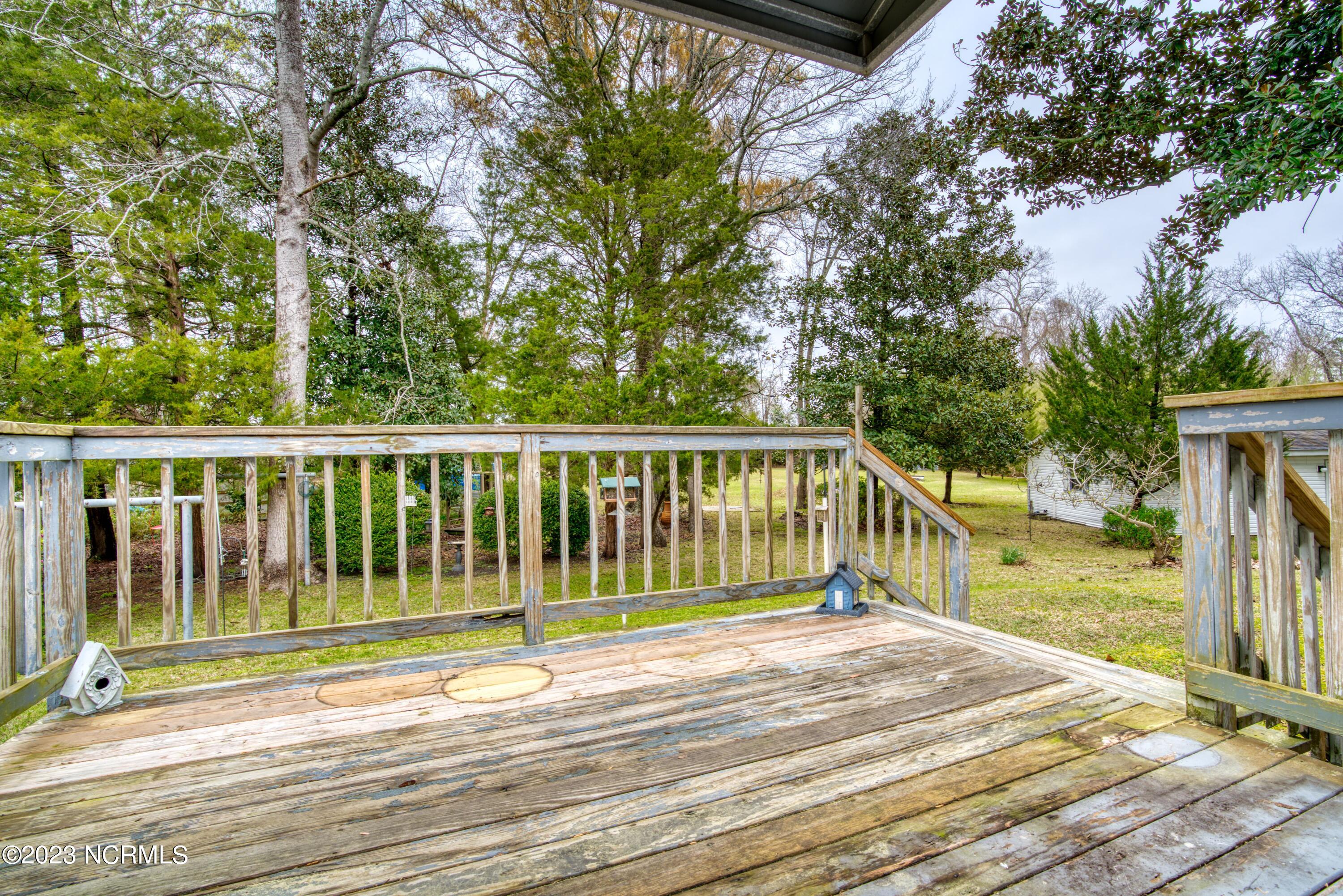 107 Corbett Road Swansboro, NC 28584 - Photo 42 of 44 042