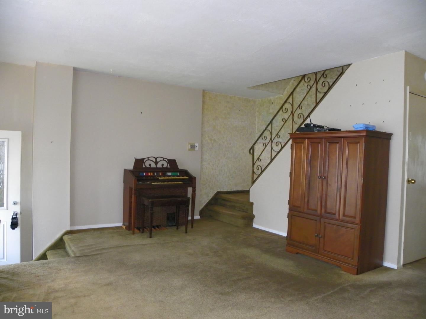 12707 Medford Road Philadelphia, PA 19154 - Photo 5 of 15 Gallery Image 5