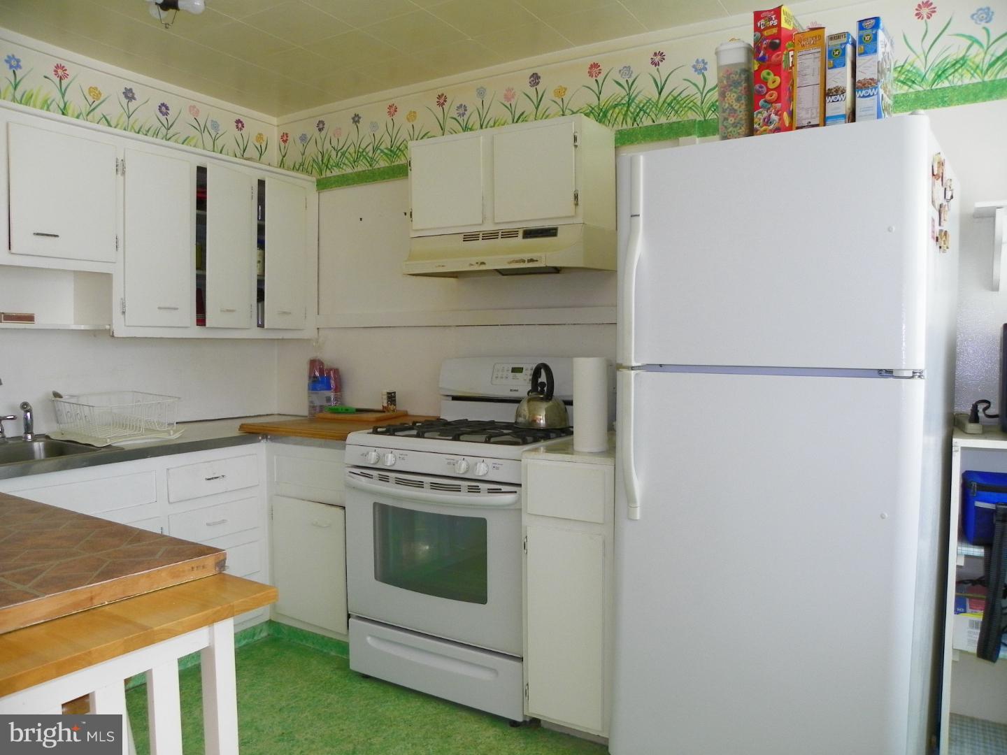 12707 Medford Road Philadelphia, PA 19154 - Photo 9 of 15 Gallery Image 9