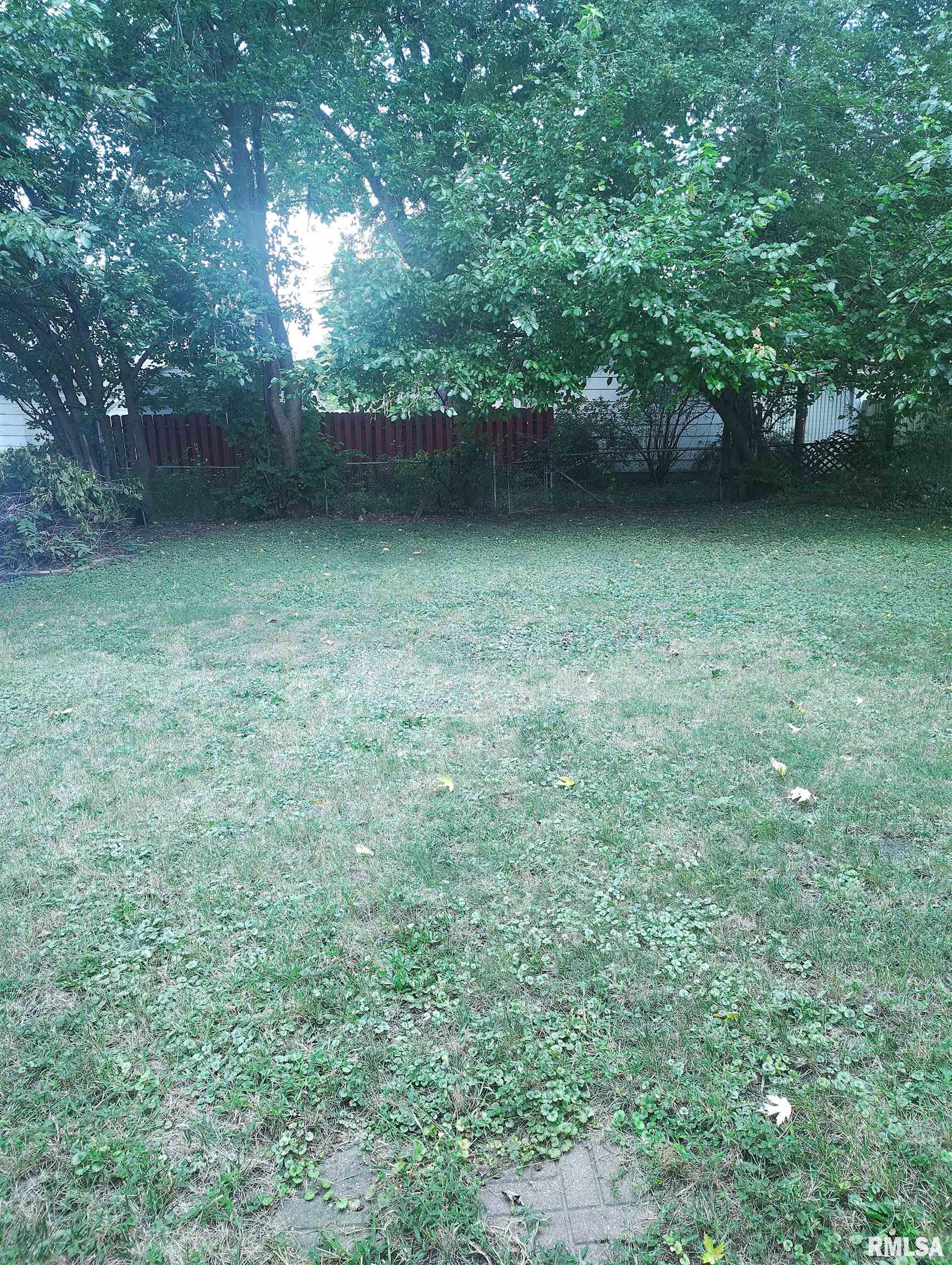 620 East Ash Street Canton, IL 61520 - Photo 12 of 12