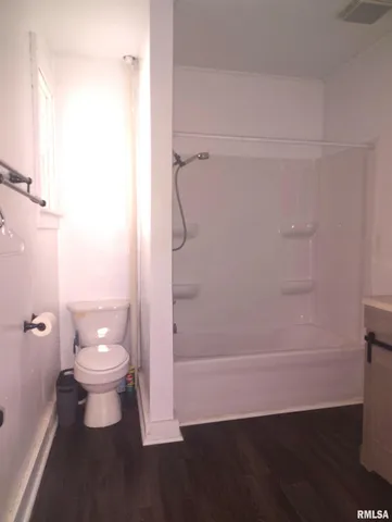 $90,000 | 620 East Ash Street, Canton, IL 61520