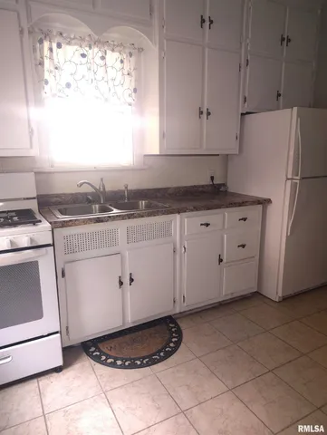 $90,000 | 620 East Ash Street, Canton, IL 61520