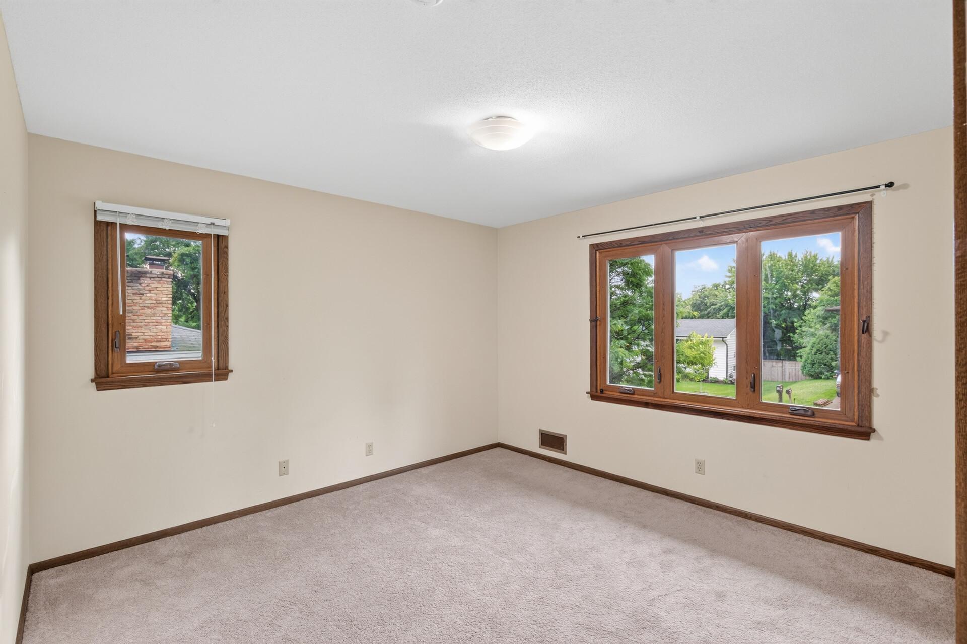 10647 Utica Road South Bloomington, MN 55437 - Photo 21 of 31