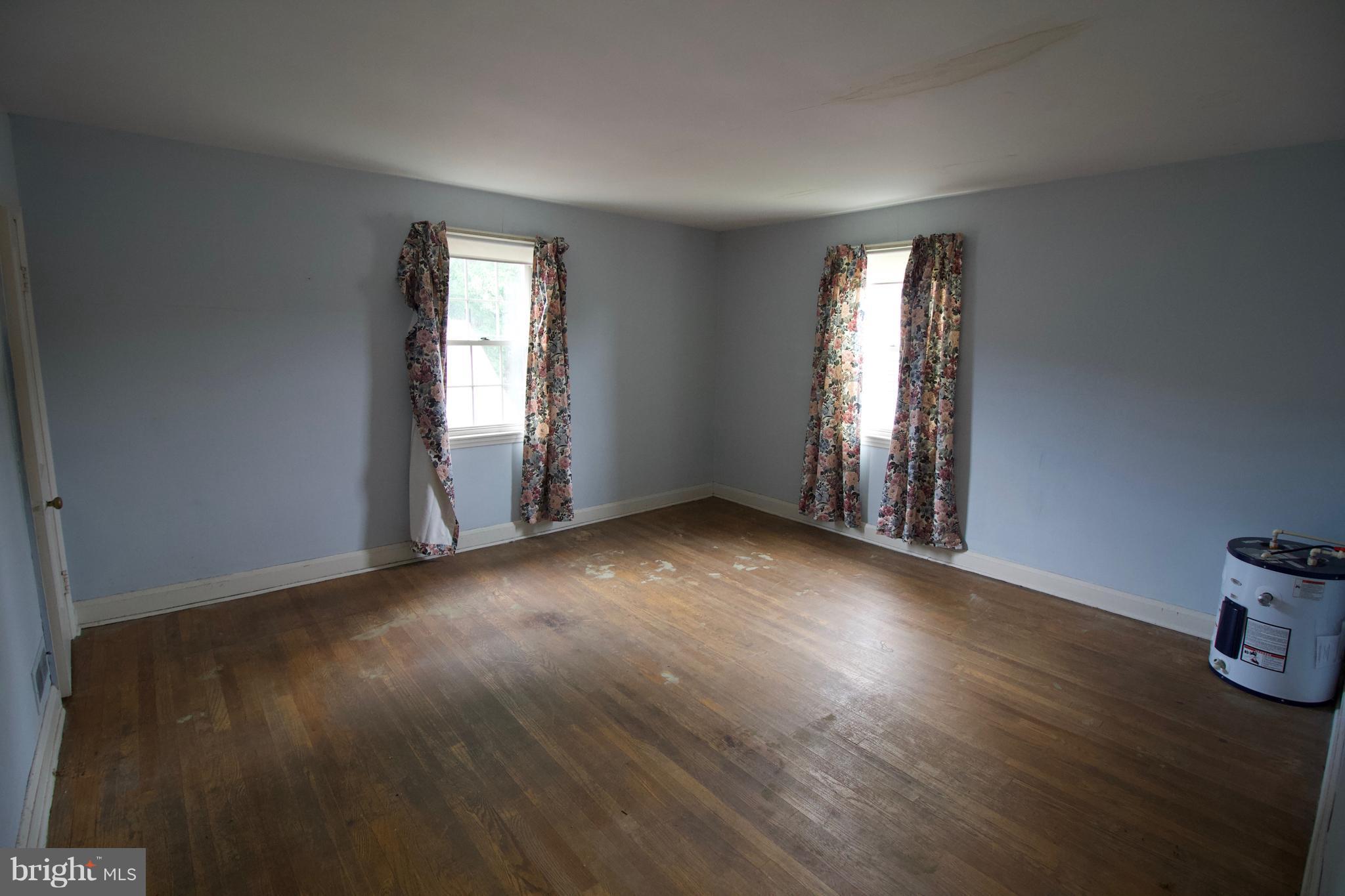 7549 Belair Road Baltimore, MD 21236 - Photo 8 of 9 Interior (General)