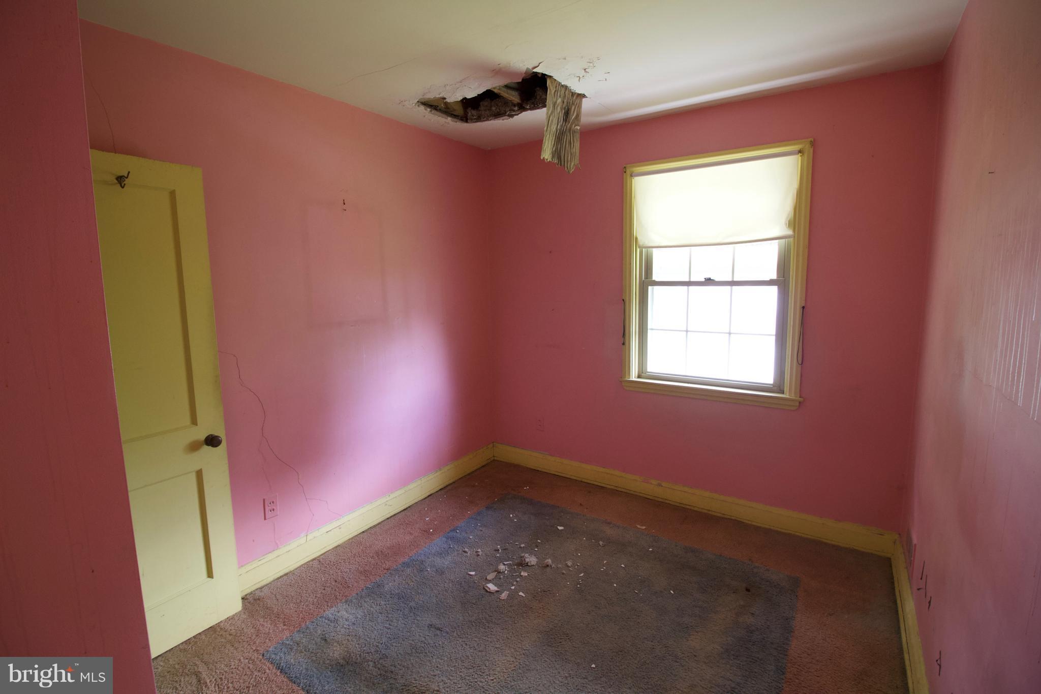 7549 Belair Road Baltimore, MD 21236 - Photo 9 of 9 Interior (General)