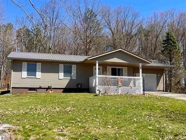 $259,900 | 4795 John R Street, Cadillac, MI 49601