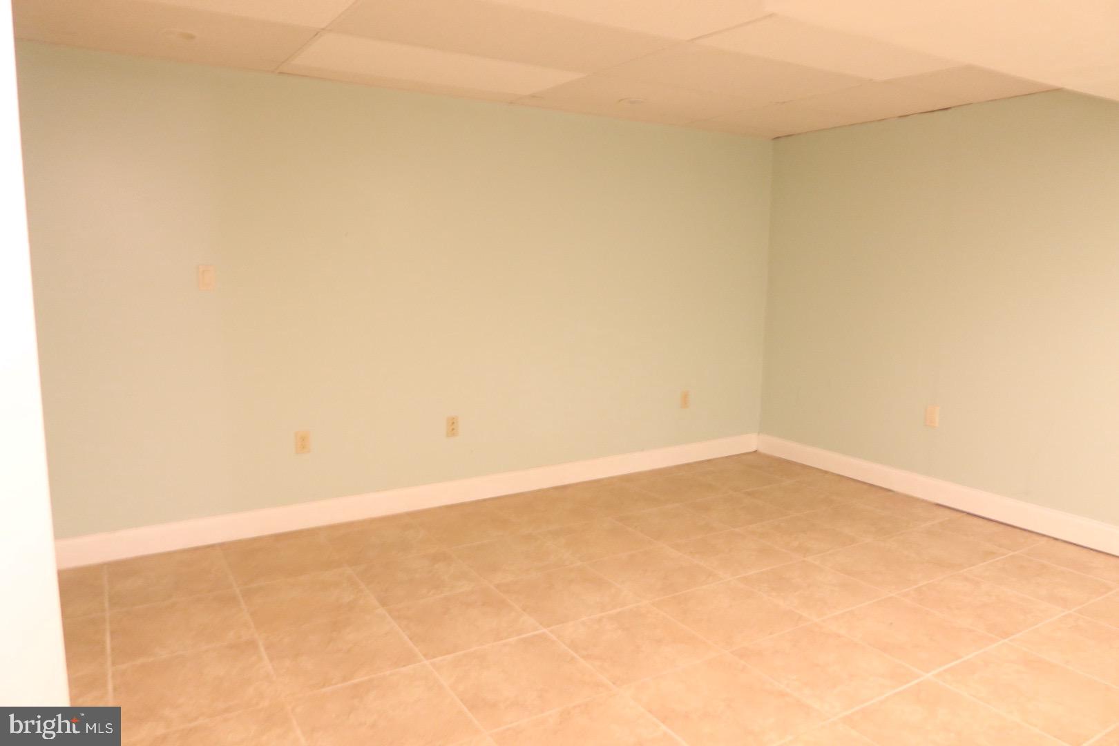 4581 Green Tree Road Reading, PA 19606 - Photo 18 of 20
