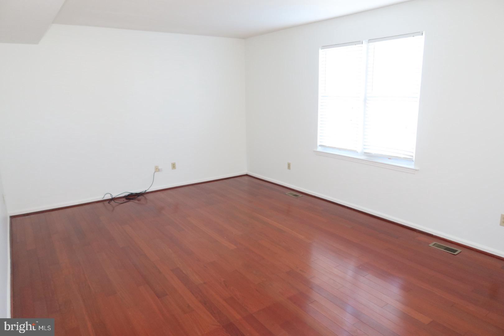 4581 Green Tree Road Reading, PA 19606 - Photo 6 of 20