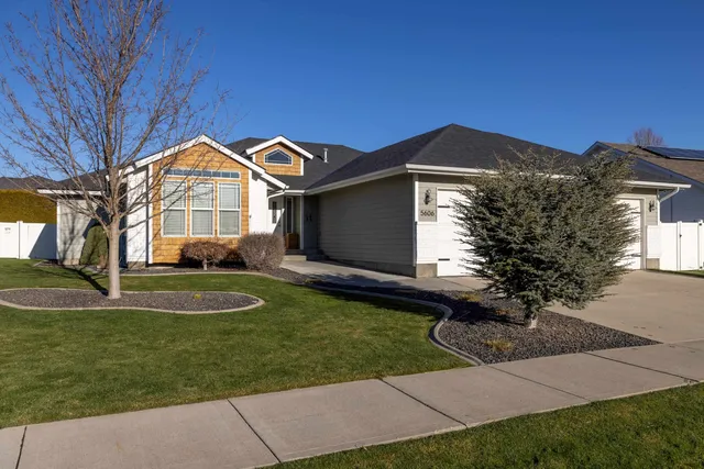 $649,900 | 5606 West Newbury Drive, Spokane, WA 99208
