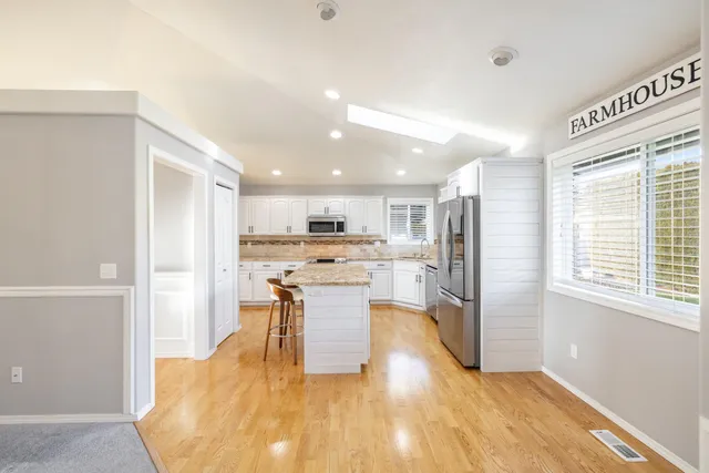 $649,900 | 5606 West Newbury Drive, Spokane, WA 99208