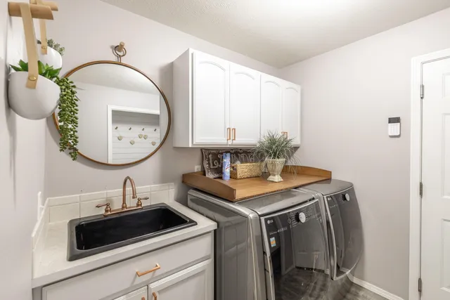 $649,900 | 5606 West Newbury Drive, Spokane, WA 99208