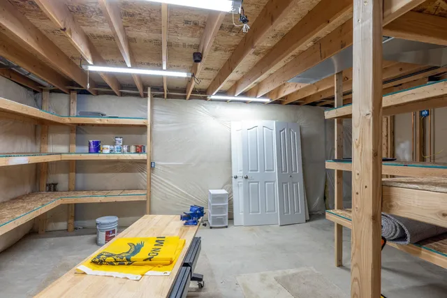 $649,900 | 5606 West Newbury Drive, Spokane, WA 99208