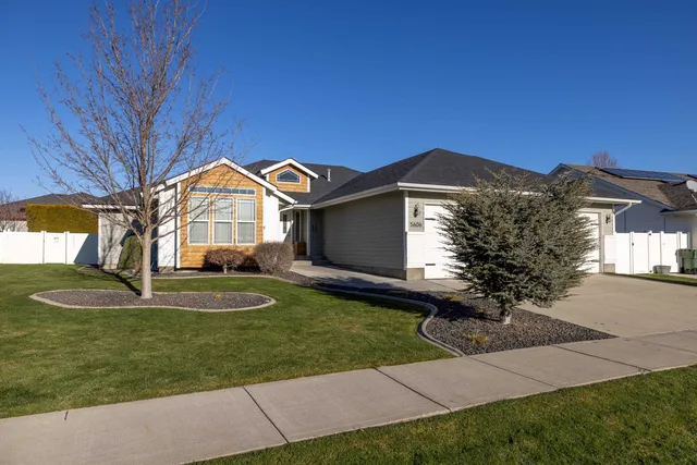$649,900 | 5606 West Newbury Drive, Spokane, WA 99208