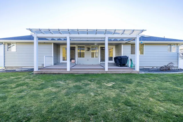 $649,900 | 5606 West Newbury Drive, Spokane, WA 99208