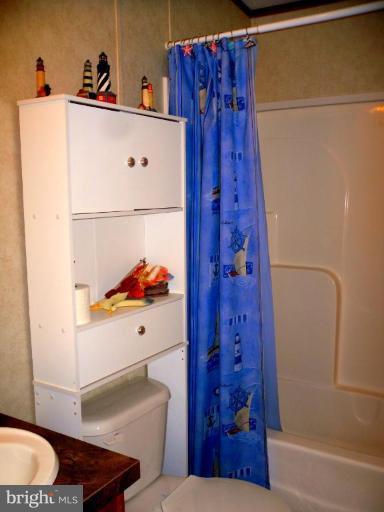 7810 Clark Road, Unit D52 Hanover, MD 21076 - Photo 17 of 28 Bath #1