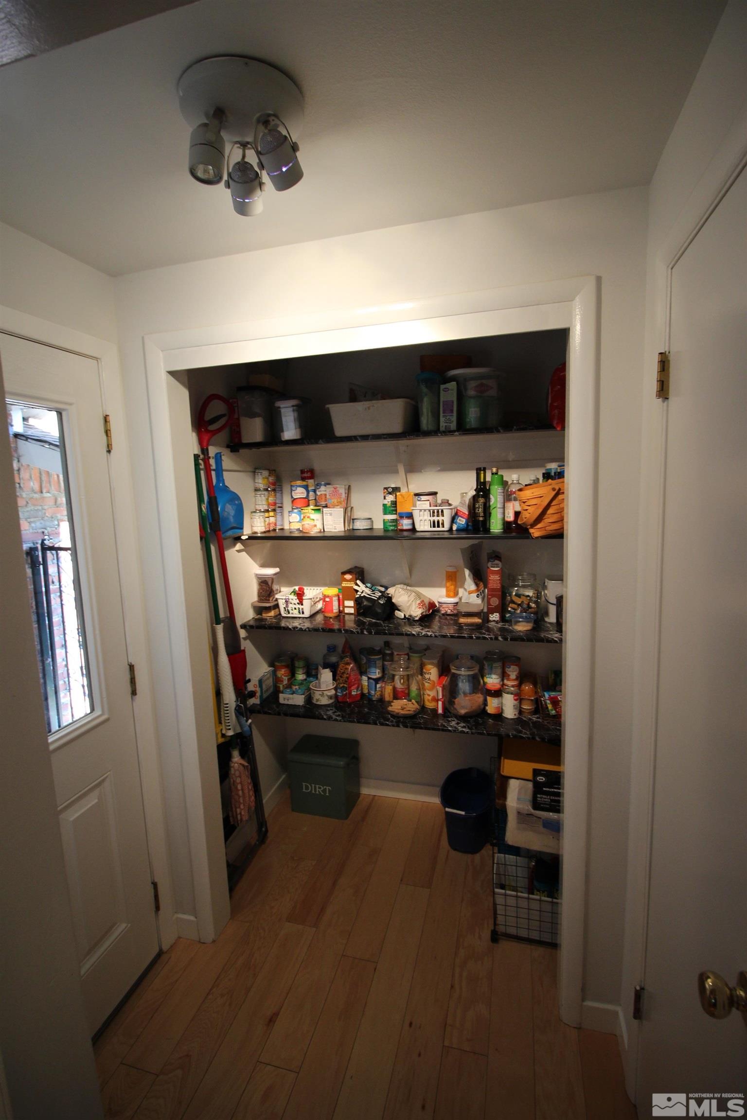 2005 Margot Circle Reno, NV 89509 - Photo 10 of 31 Photo 10