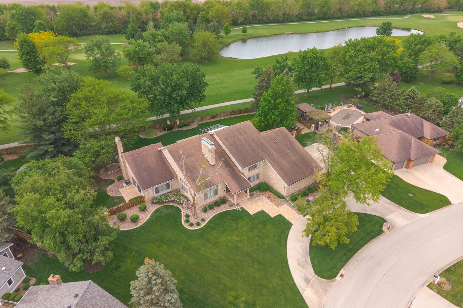 1810 Cardinal Court Pontiac, IL 61764 - Photo 83 of 88 an aerial view of a house with outdoor space