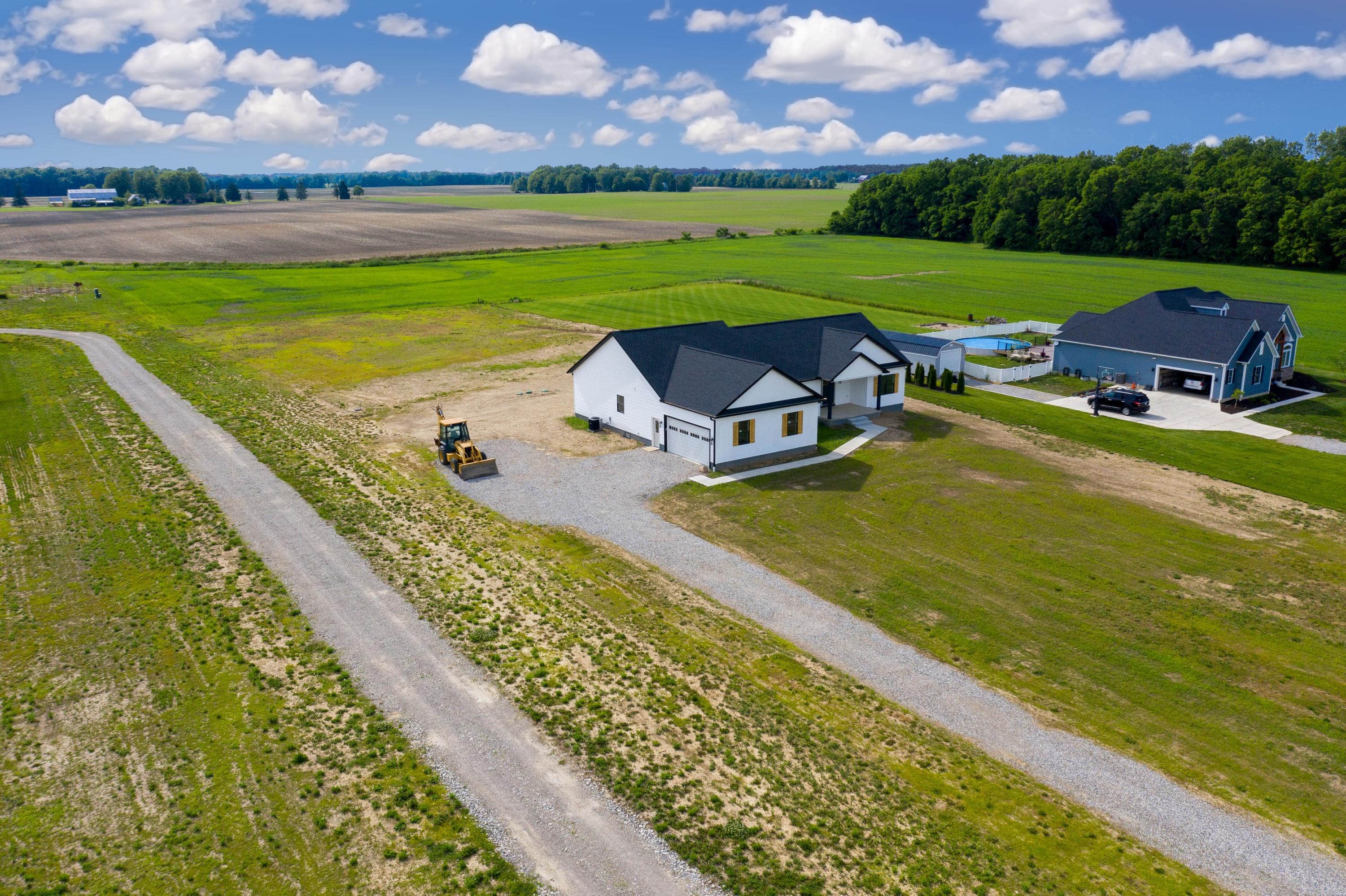 2769 Whipple Road Delaware, OH 43015 - Photo 3 of 36