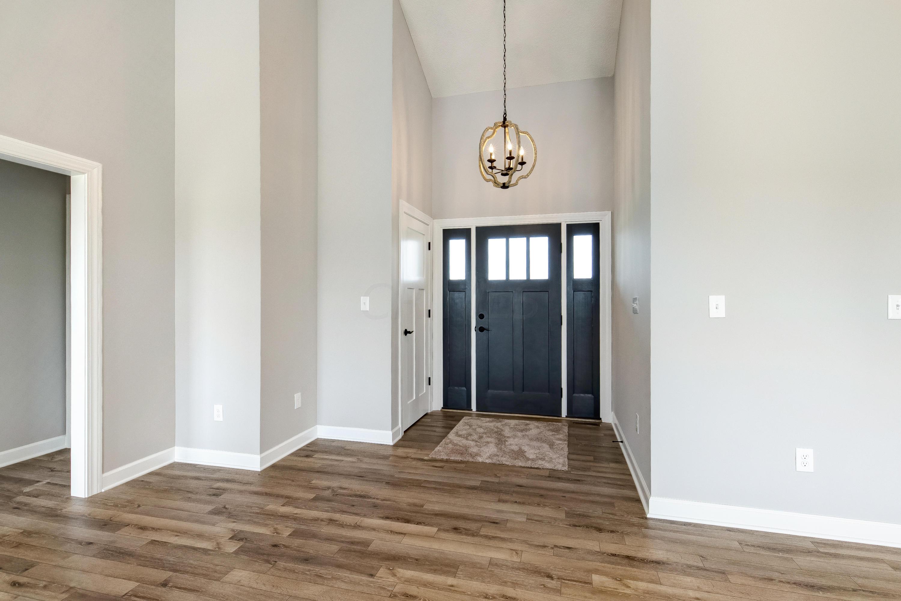 2769 Whipple Road Delaware, OH 43015 - Photo 4 of 36