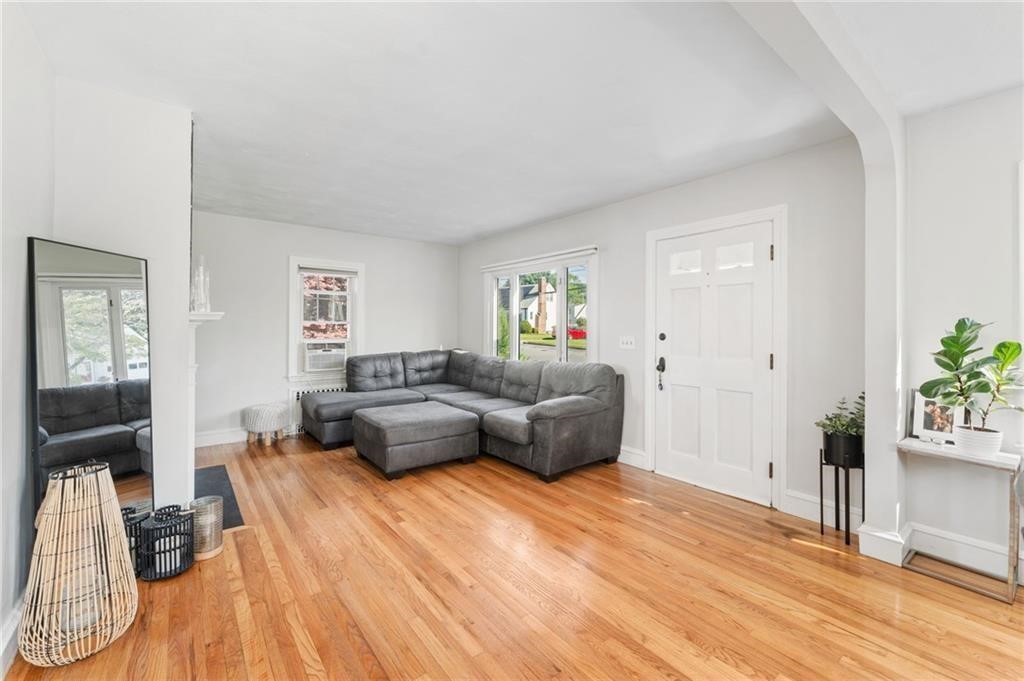 26 Coulters Road Cranston, RI 02920 - Photo 13 of 29