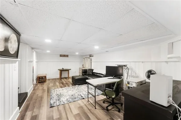 $3,400 | 26 Coulters Road, Cranston, RI 02920