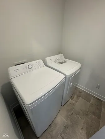 $2,300 | 2945 Grand Rdg Drive, Greenwood, IN 46143