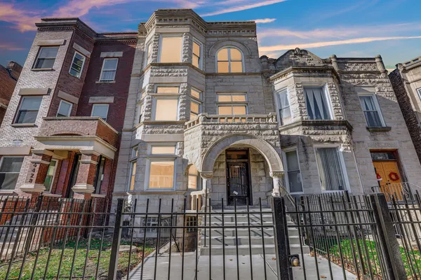 $1,900 | 6426 South Ingleside Avenue, Unit 2, Chicago, IL 60637