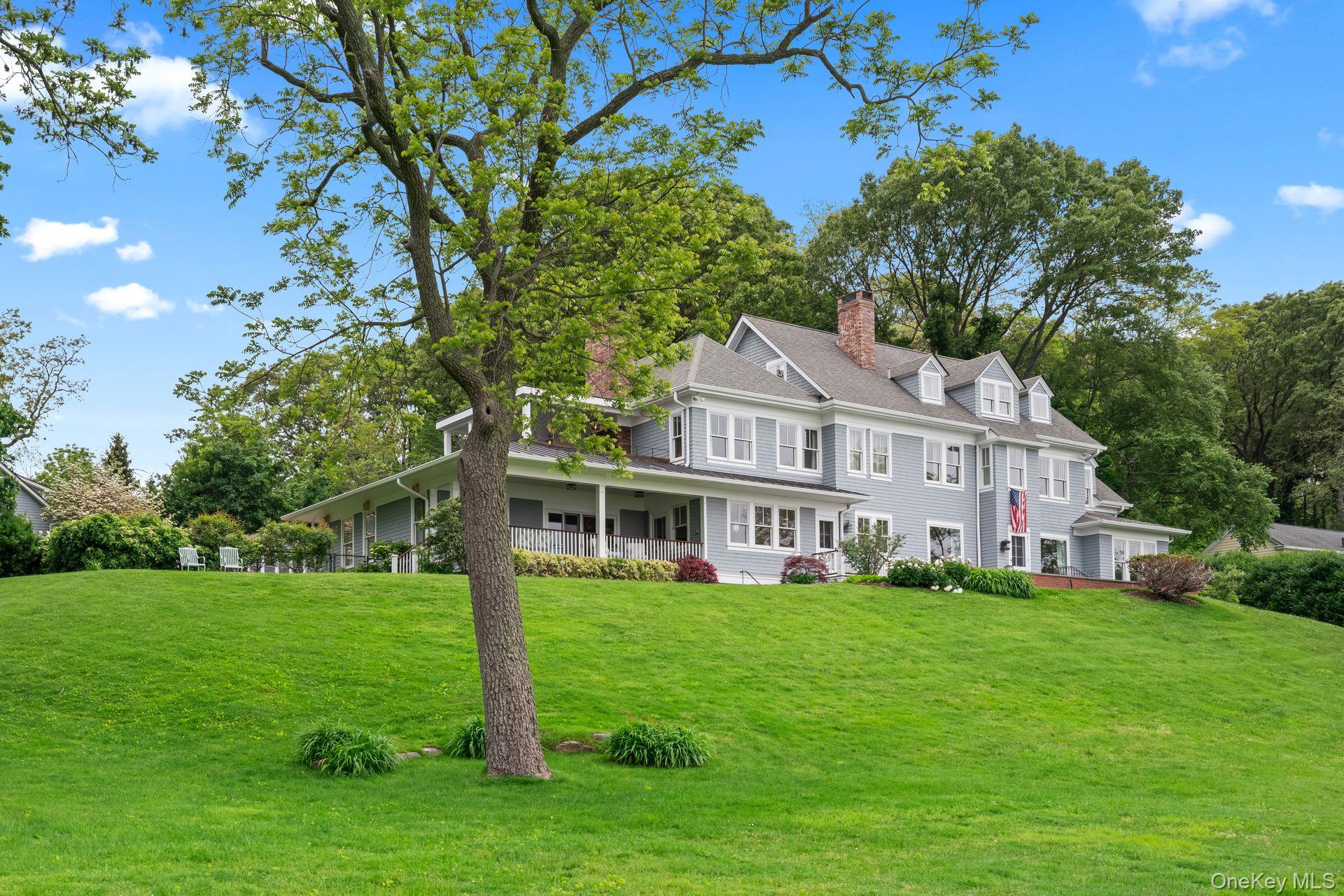 998 West Shore Road Mill Neck, NY 11765 - Photo 28 of 36 a view of a house with a yard
