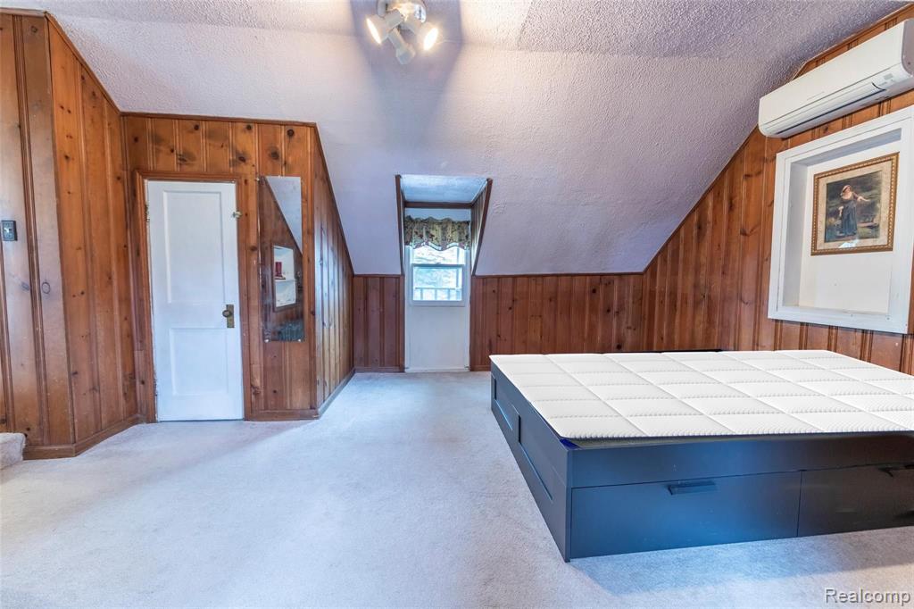10633 Stark Road Livonia, MI 48150 - Photo 29 of 37