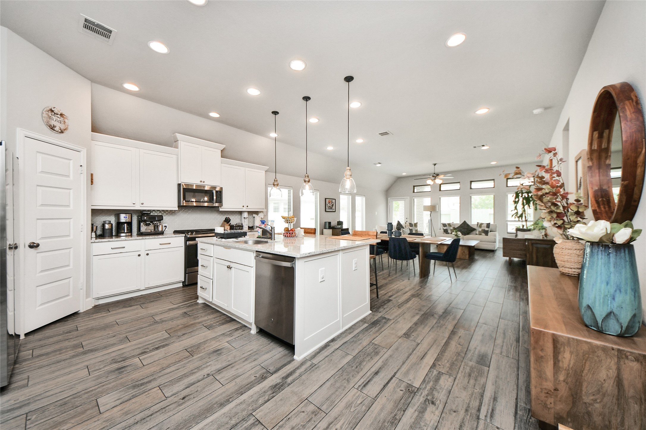 2206 Forest Trace Lane Manvel, TX 77578 - Photo 11 of 37