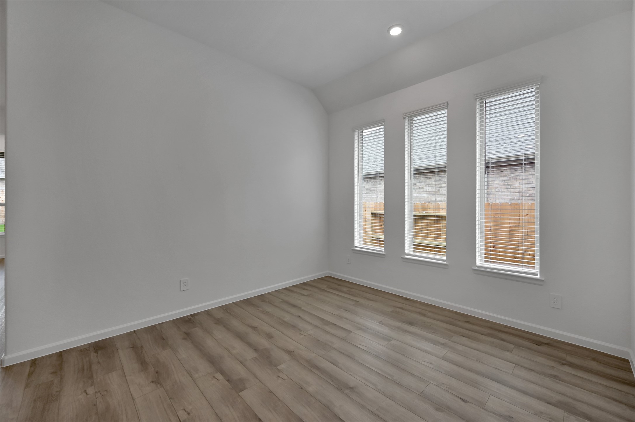 17841 McClary Cardinal Drive Conroe, TX 77302 - Photo 13 of 29