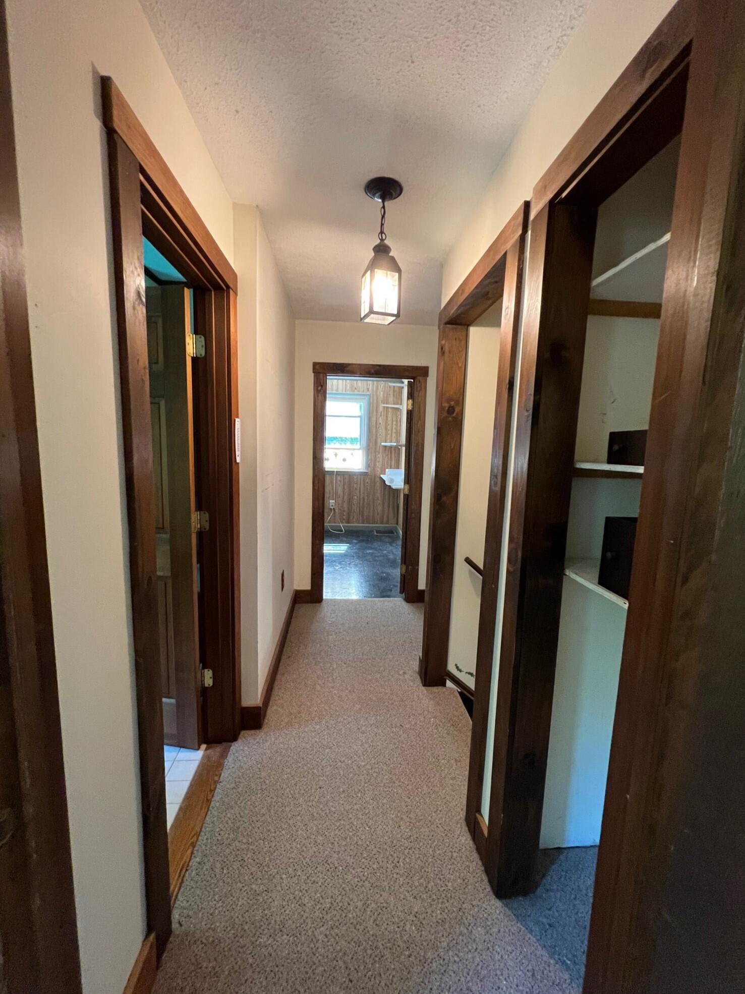 30 County Road Cape Neddick, ME 03902 - Photo 24 of 39 upstairs hallway 2