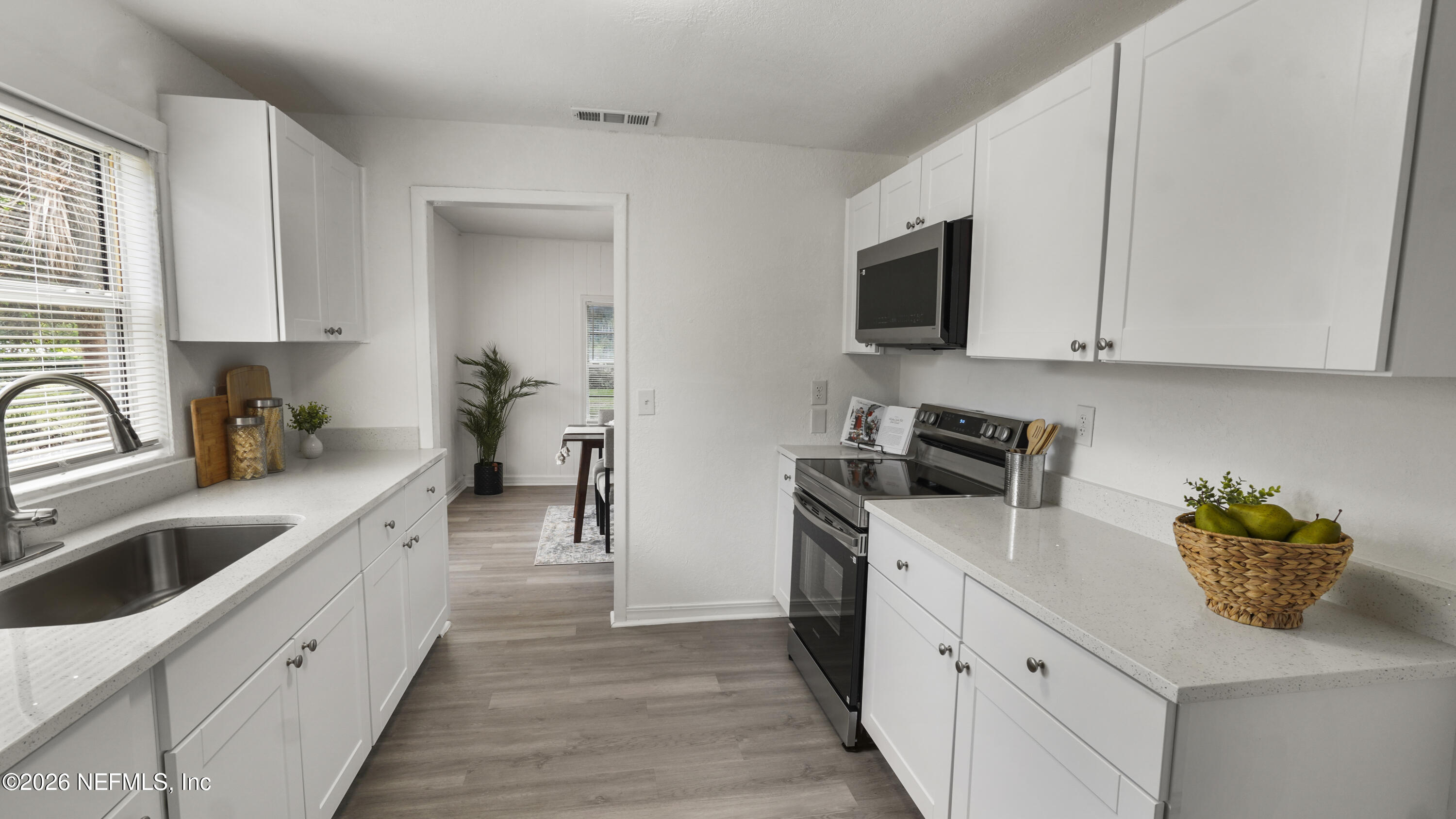 2429 Leon Road Jacksonville, FL 32246 - Photo 12 of 33 KITCHEN