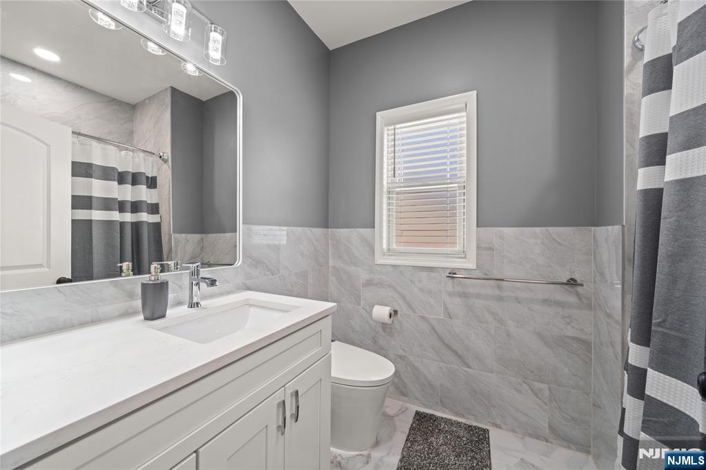119 Rock Hill Road Clifton, NJ 07013 - Photo 16 of 21