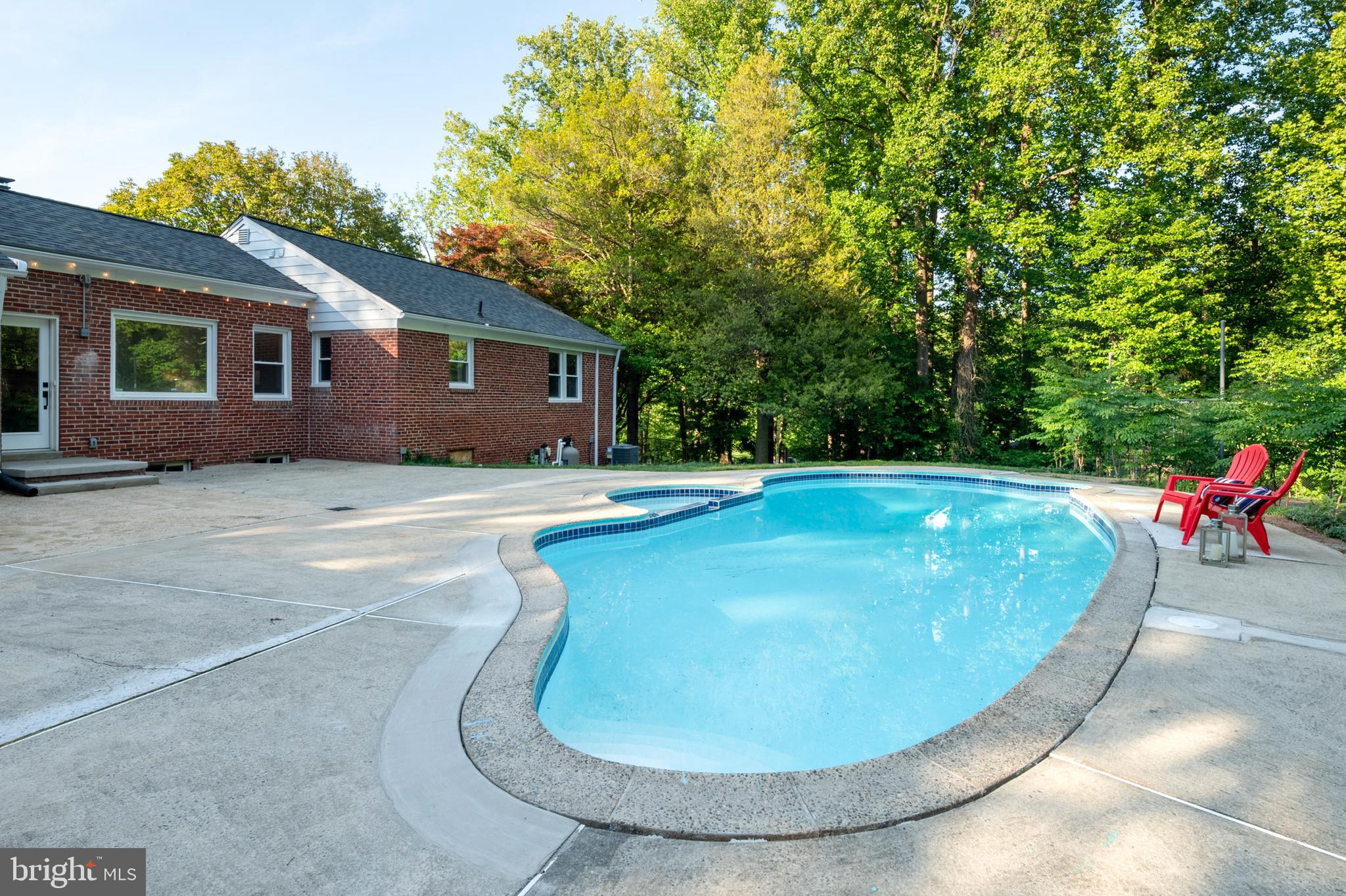 206 Shaw Avenue Silver Spring, MD 20904 - Photo 53 of 59 Pool (alt view)