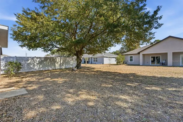 a front view of house with yard