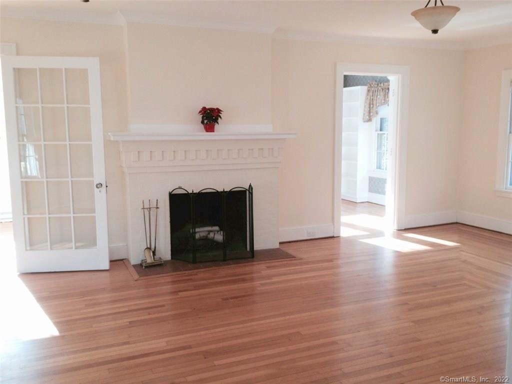 20 Newton Road Woodbridge, CT 06525 - Photo 3 of 15