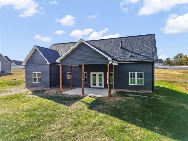 $479,000 | 176 Cricket's Run, Lexington, NC 27295