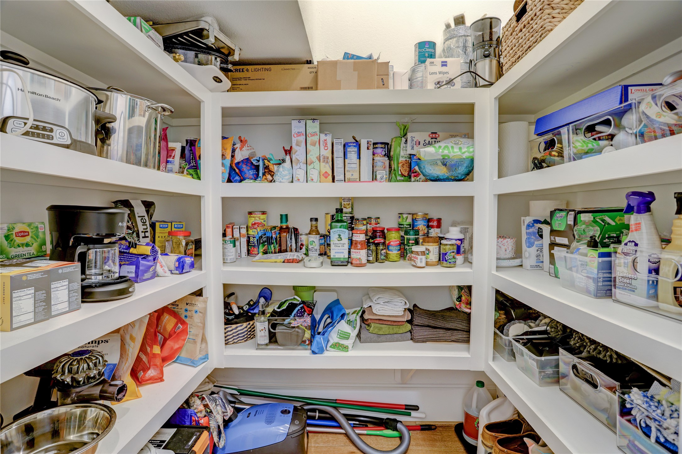 630 Delmar Street Houston, TX 77023 - Photo 11 of 27 a room with storage and utility