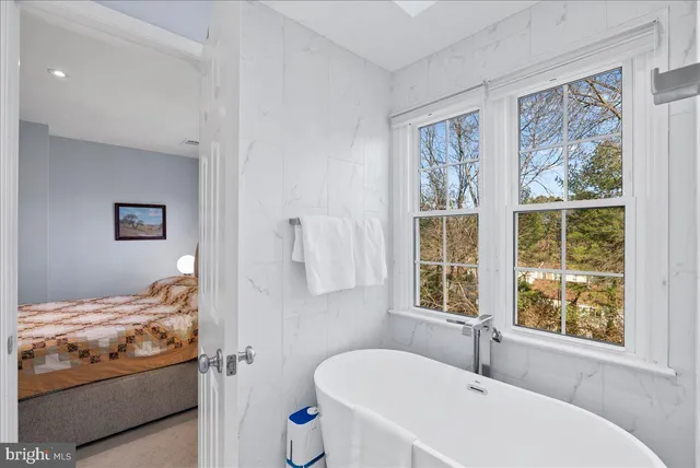 $4,750 | 2071 Van Tuyl Place, Falls Church, VA 22043