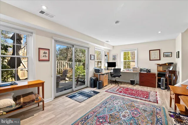 $4,750 | 2071 Van Tuyl Place, Falls Church, VA 22043