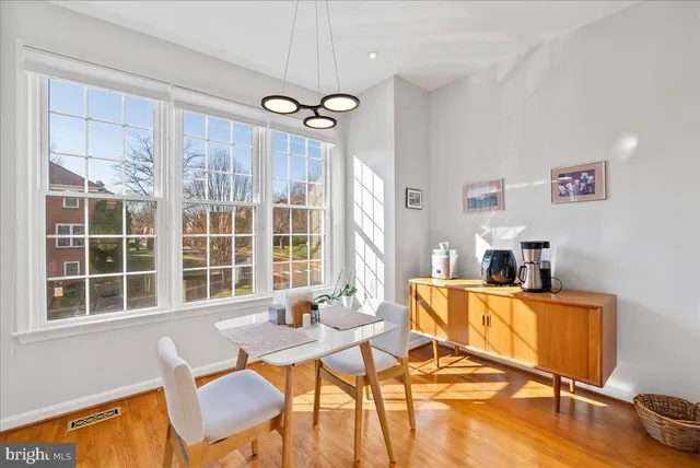 $4,750 | 2071 Van Tuyl Place, Falls Church, VA 22043